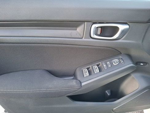 Used 2023 Honda Civic Sport image 8