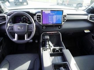 New 2025 Toyota Tundra Limited video 2