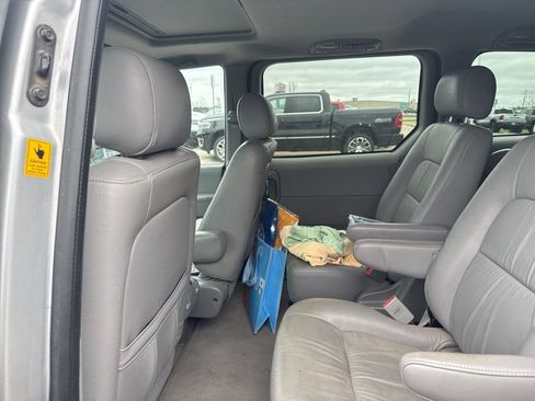 Used 2004 Kia Sedona LX FWD image 14
