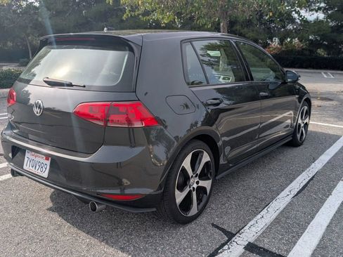 Used 2017 Volkswagen GTI Sport image 8