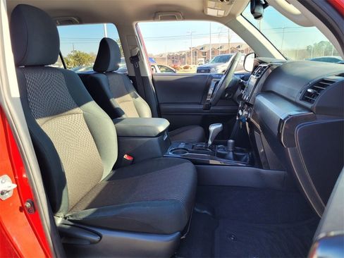 Used 2020 Toyota 4Runner TRD Off-Road image 13