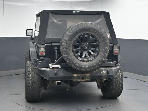 Used 2017 Jeep Wrangler Sahara w/ Trailer Tow Group image 7