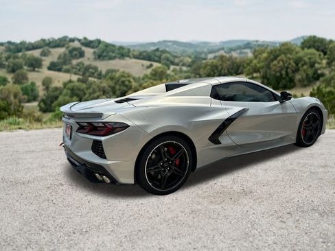 Used 2023 Chevrolet Corvette Stingray Preferred Conv w/ Z51 Performance Package RWD image 10