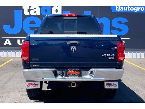 Used 2009 Dodge Ram 2500 Truck Laramie AWD/4WD image 4