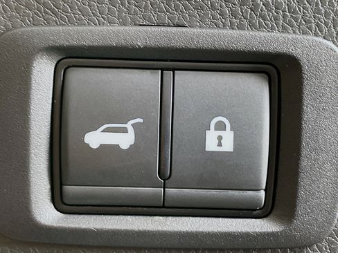 Used 2024 Mitsubishi Eclipse Cross SE image 29