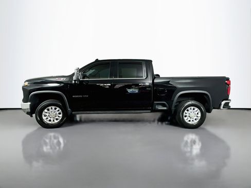 Used 2024 Chevrolet Silverado 2500 LTZ w/ LTZ Premium Package AWD/4WD image 4