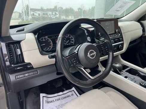 Used 2022 Nissan Pathfinder SV w/ Cargo Package AWD/4WD image 25