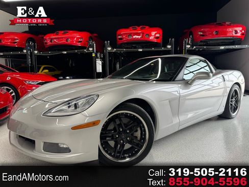 Used 2006 Chevrolet Corvette Coupe w/ Preferred Equipment Group RWD image 1