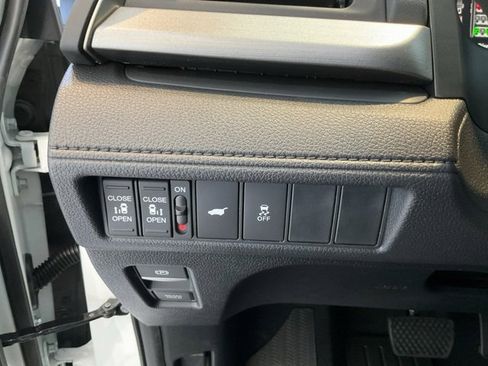 New 2026 Honda Odyssey EX-L image 9