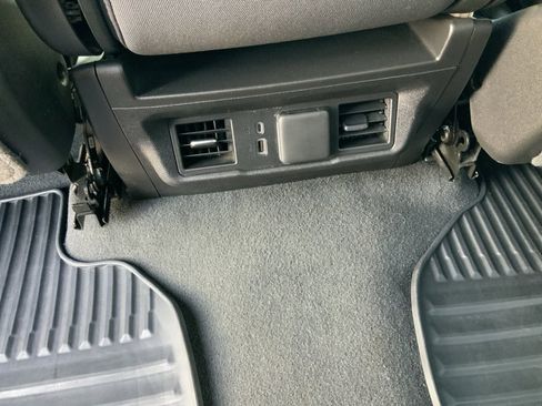 Used 2023 GMC Sierra 1500 Elevation image 18