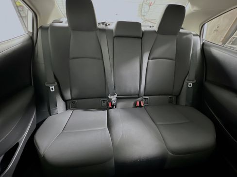 Used 2022 Toyota Corolla LE image 31