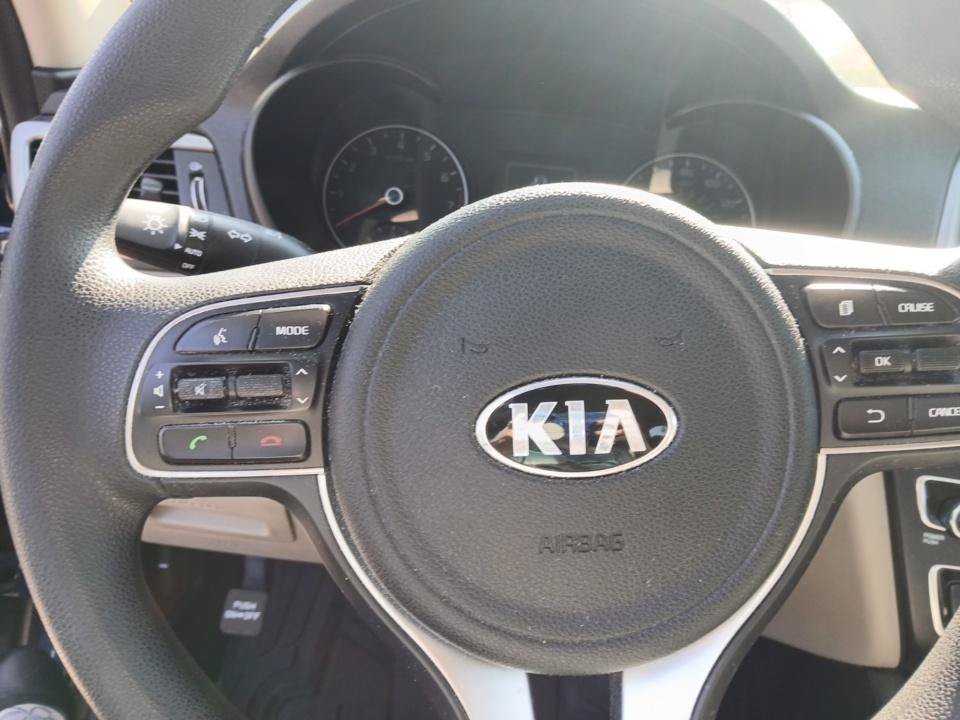 Used 2018 Kia Optima LX FWD image 19