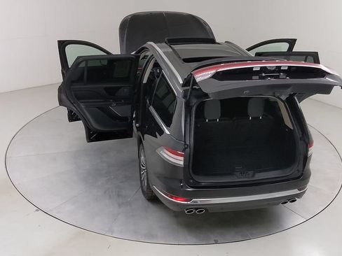 Used 2024 Lincoln Aviator Reserve AWD/4WD image 54