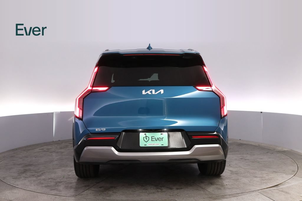 Used 2024 Kia EV9 Land AWD/4WD image 15