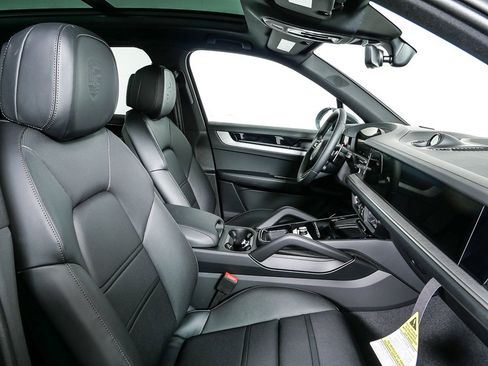 New 2026 Porsche Cayenne E-Hybrid image 25
