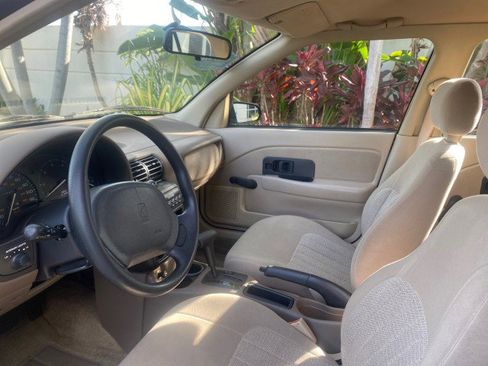 Used 1995 Saturn S-Series SL1 image 47