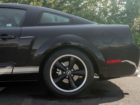 Used 2007 Ford Mustang GT RWD image 5