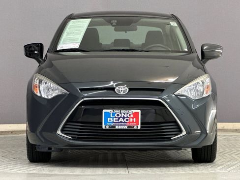Used 2017 Toyota Yaris iA FWD image 6