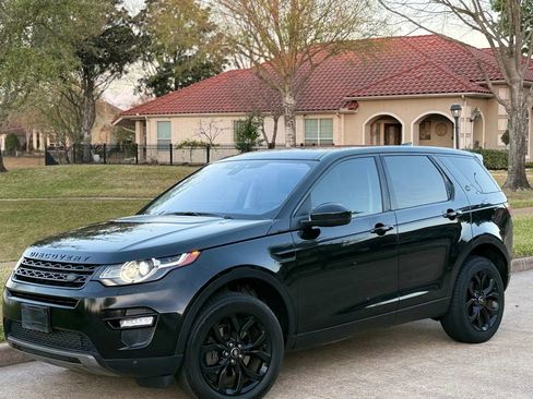 Used 2017 Land Rover Discovery Sport HSE image 8