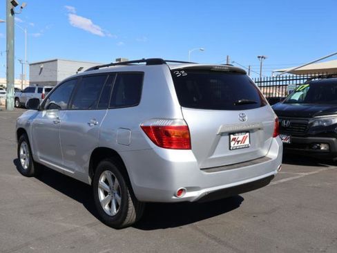 Used 2010 Toyota Highlander 2WD image 5