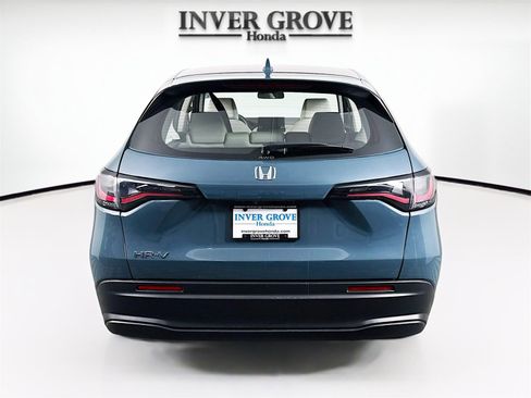 Used 2023 Honda HR-V LX image 6