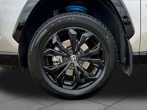 Used 2024 Toyota RAV4 XSE image 11