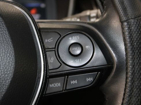 Used 2019 Toyota Corolla SE FWD image 14