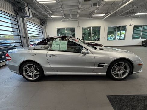 Used 2007 Mercedes-Benz SL 550 image 27