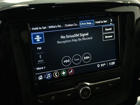 Used 2023 Chevrolet Traverse LS FWD image 4