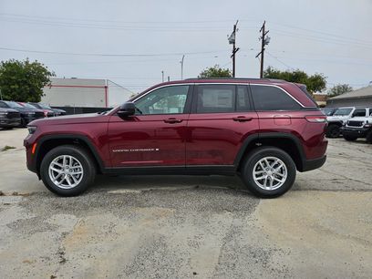 New 2026 Jeep Grand Cherokee Laredo