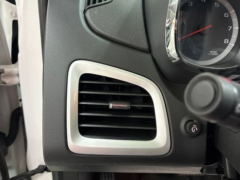 Used 2017 GMC Terrain SLT w/ Open Road Package FWD image 10