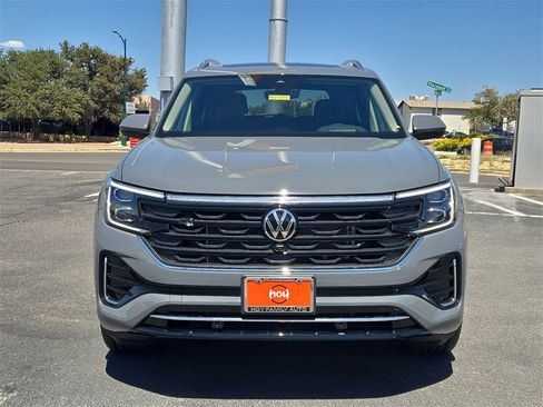 New 2025 Volkswagen Atlas SEL Premium R-Line image 3