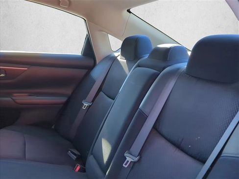 Used 2017 Nissan Altima 2.5 SR image 18