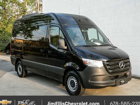 Used 2024 Mercedes-Benz Sprinter 2500 image 1