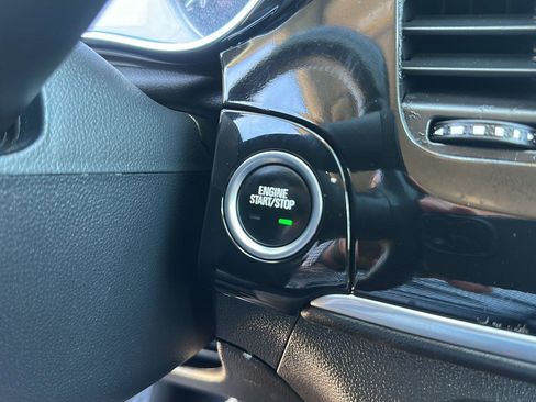 Used 2021 Buick Encore Preferred FWD image 20