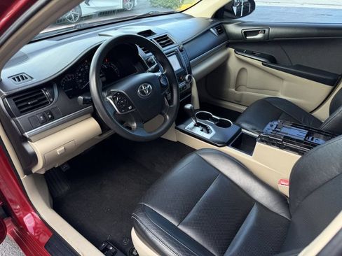 Used 2014 Toyota Camry FWD image 7