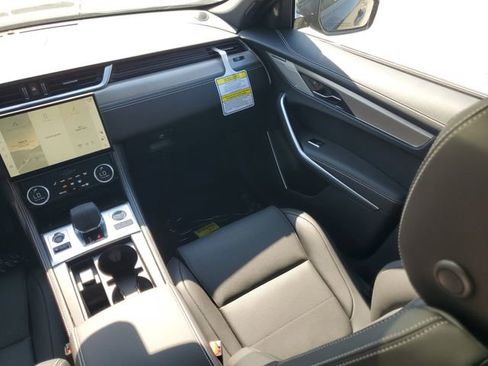 New 2026 Jaguar F-PACE R-Dynamic S image 17