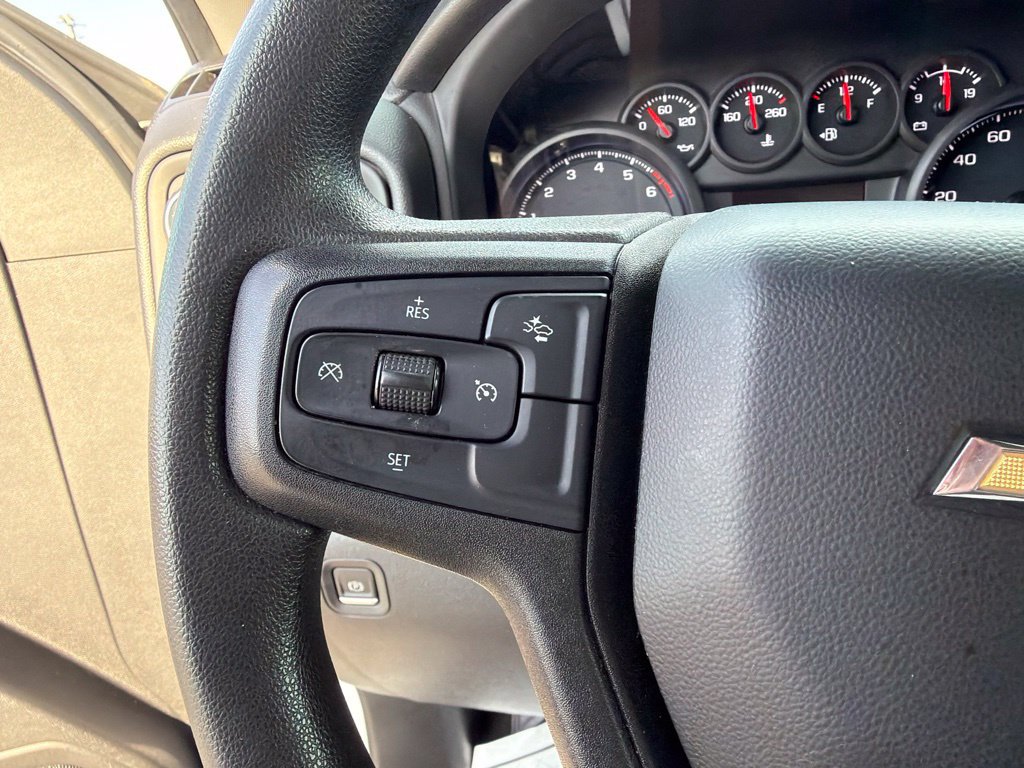 Used 2023 Chevrolet Silverado 1500 Custom AWD/4WD image 23