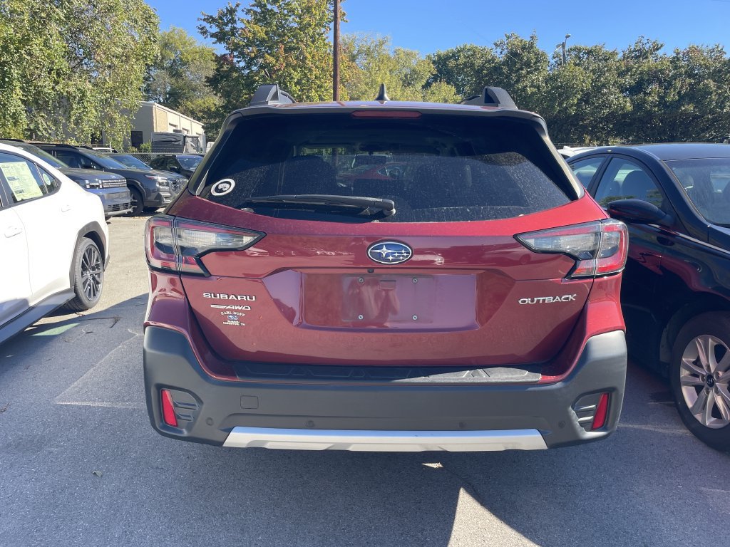 Used 2022 Subaru Outback Limited AWD/4WD image 5