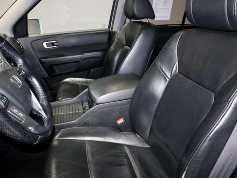 Used 2011 Honda Pilot Touring image 28