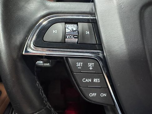 Used 2022 Lincoln Nautilus Reserve AWD/4WD image 26