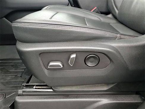 Certified 2022 GMC Yukon Denali image 14