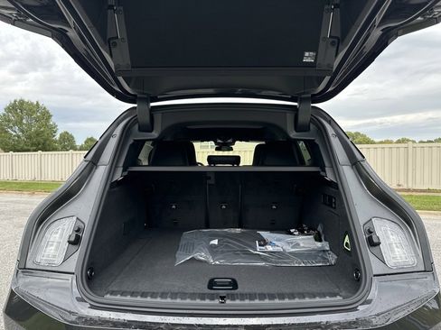 New 2026 BMW iX xDrive45 image 24