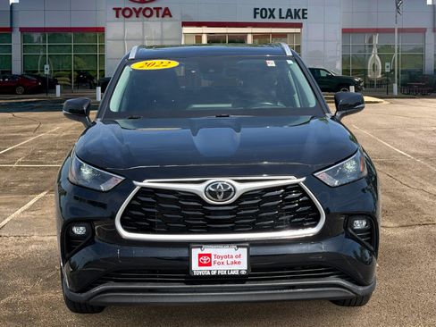 Used 2022 Toyota Highlander XLE AWD/4WD image 8