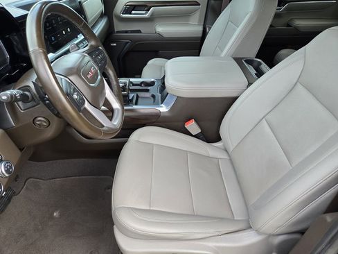 Used 2023 GMC Sierra 1500 SLT w/ SLT Premium Package AWD/4WD image 11