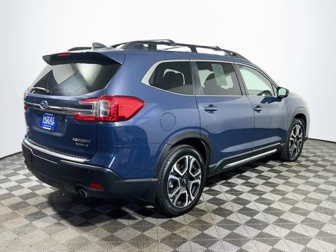 Used 2024 Subaru Ascent Limited w/ Technology Package AWD/4WD image 7