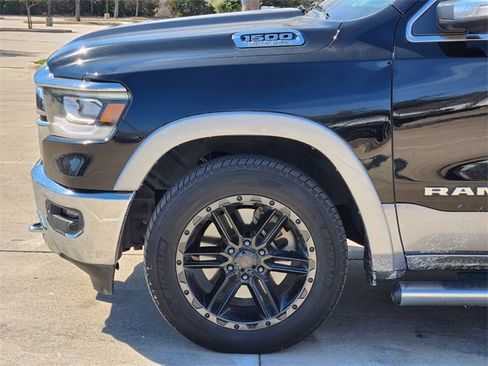 Used 2019 RAM 1500 Laramie image 8