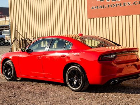 Used 2023 Dodge Charger SXT image 6