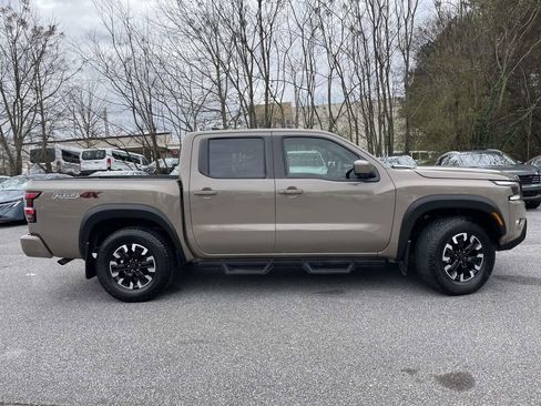 Used 2024 Nissan Frontier PRO-4X w/ Pro Convenience Package image 2