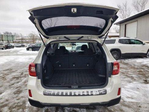 Used 2017 Subaru Outback 2.5i image 18